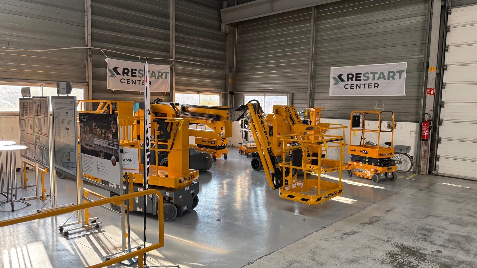 Rothlehner-Team bei Haulotte in Frankreich Rothlehner Arbeitsbühnen - Rothlehner-Team bei Haulotte in Frankreich