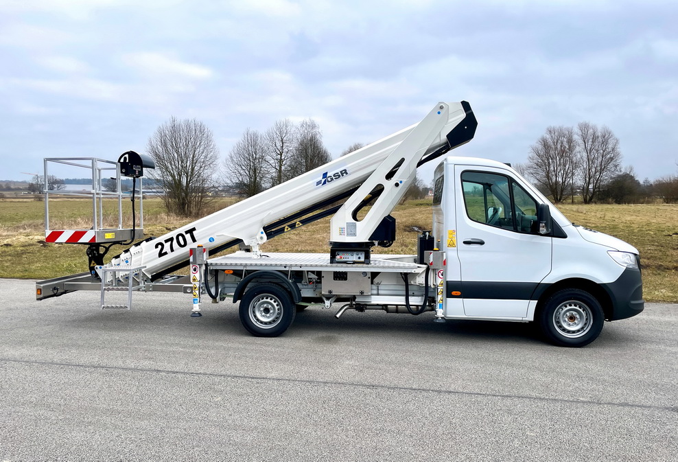 LKW-Arbeitsbühnen von GSR Rothlehner Arbeitsbühnen - LKW-Arbeitsbühnen von GSR