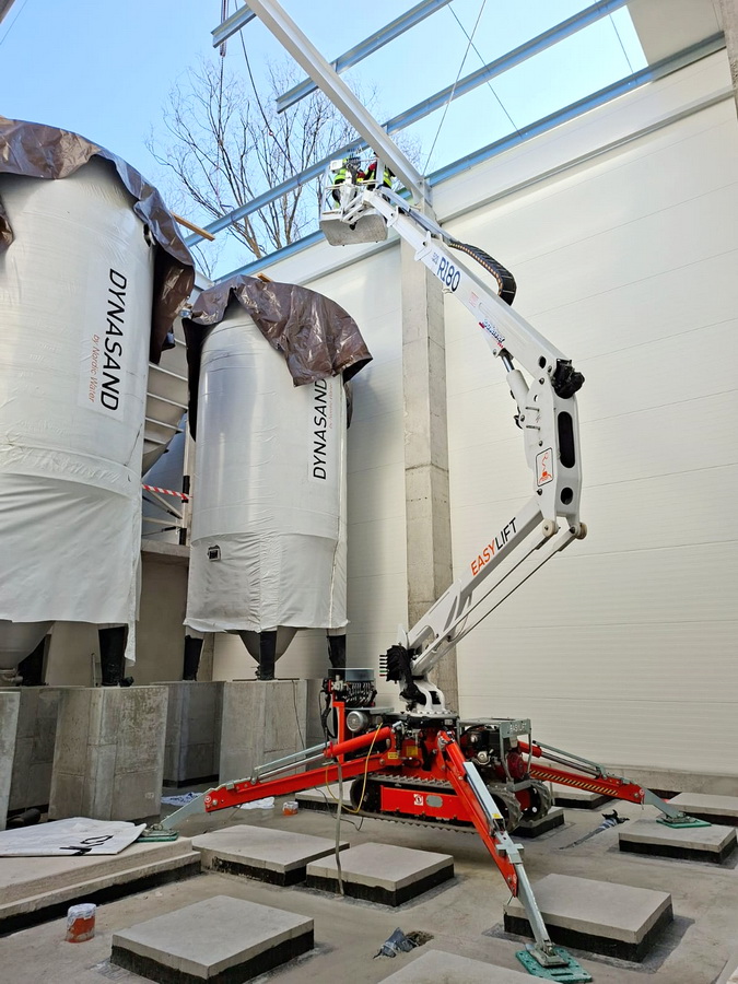 EasyLift Raupen-Arbeitsbühnen Rothlehner Arbeitsbühnen - EasyLift Raupen-Arbeitsbühnen