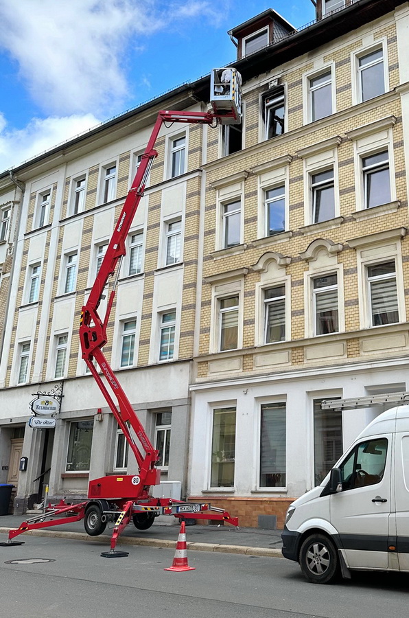 Rothlehner Arbeitsbühnen - Europelift TM18GT für Gebäude-Sanierer