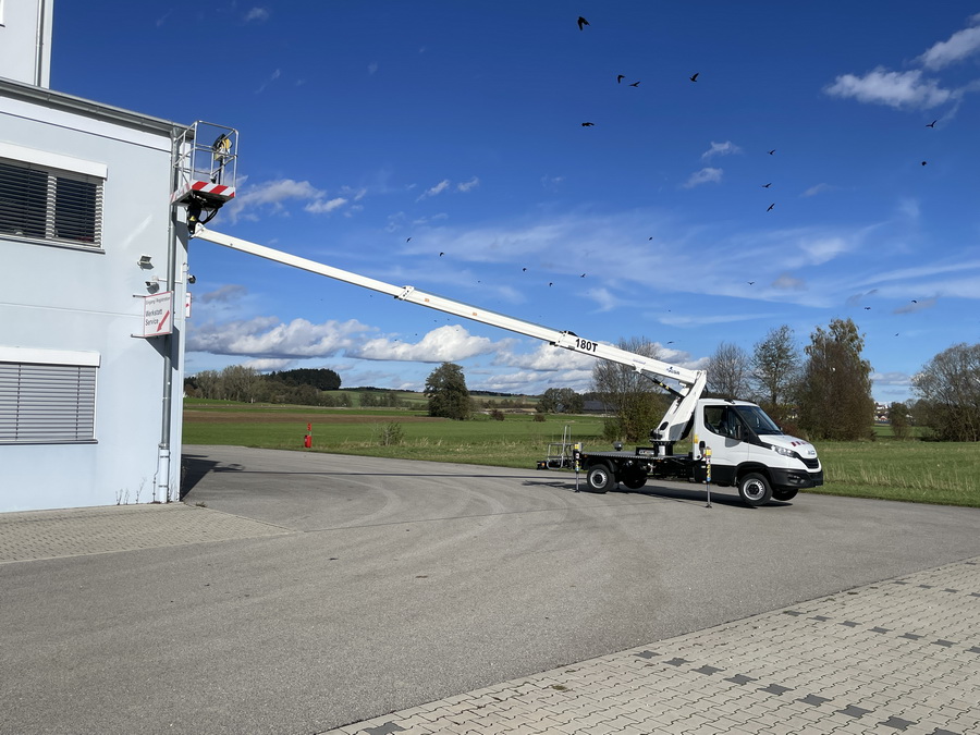 Zwei GSR B180T für Winkelmann Arbeitsbühnen Rothlehner Arbeitsbühnen - Zwei GSR B180T für Winkelmann Arbeitsbühnen