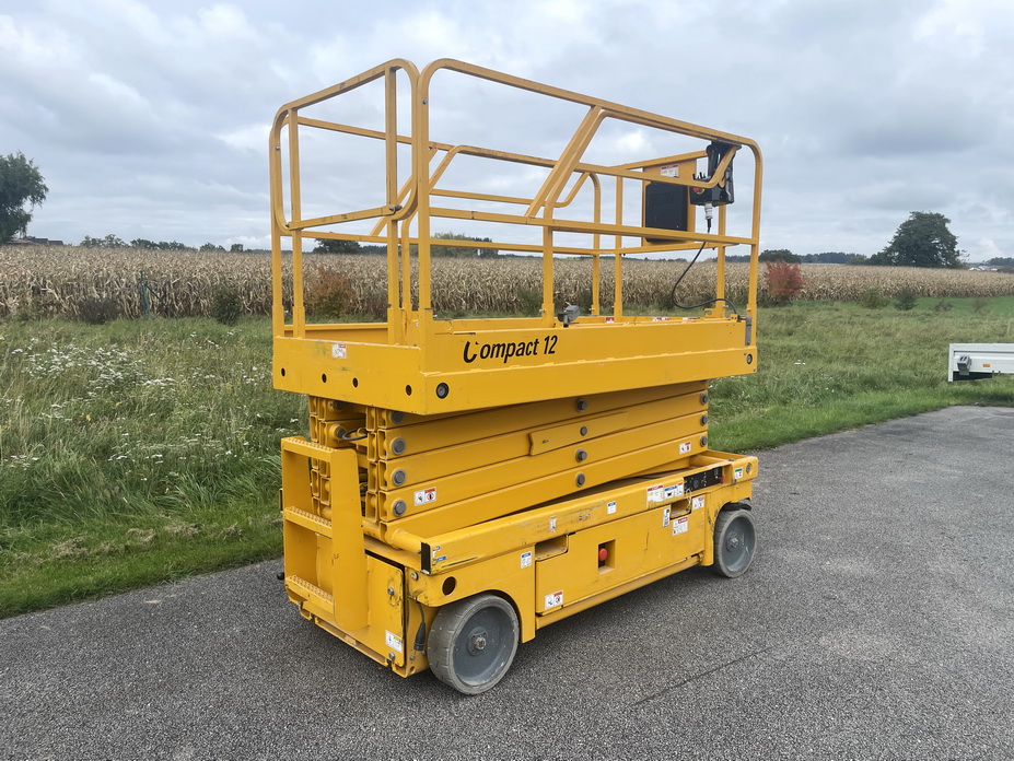 Haulotte Compact 12