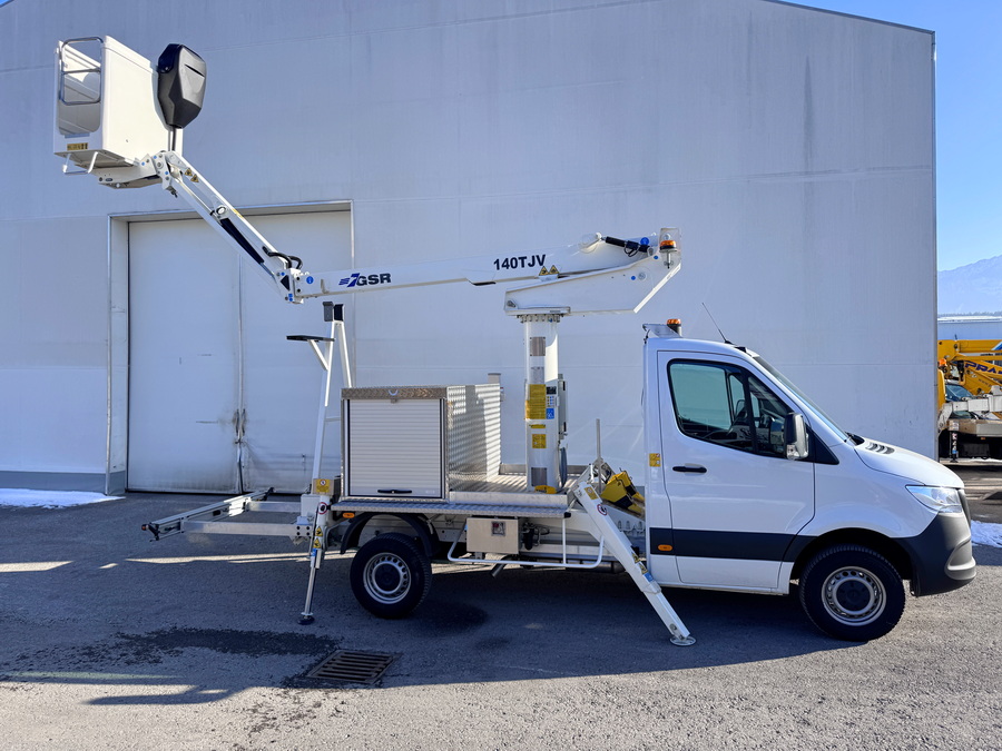 GSR E140TJV für die Stadtwerke Bruck an der Mur Rothlehner Arbeitsbühnen - GSR E140TJV für die Stadtwerke Bruck an der Mur