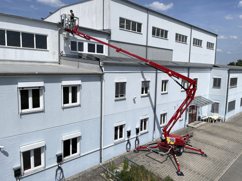 Europelift TM18GTi für Dachdeckerei Krug Rothlehner Arbeitsbühnen - Europelift TM18GTi für Dachdeckerei Krug