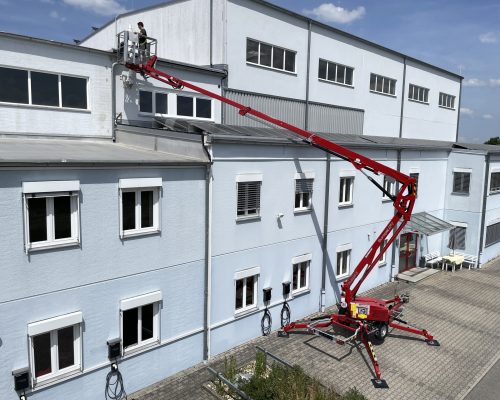 Metallbau Klaus setzt auf Europelift TM18GTi Rothlehner Arbeitsbühnen - Metallbau Klaus setzt auf Europelift TM18GTi