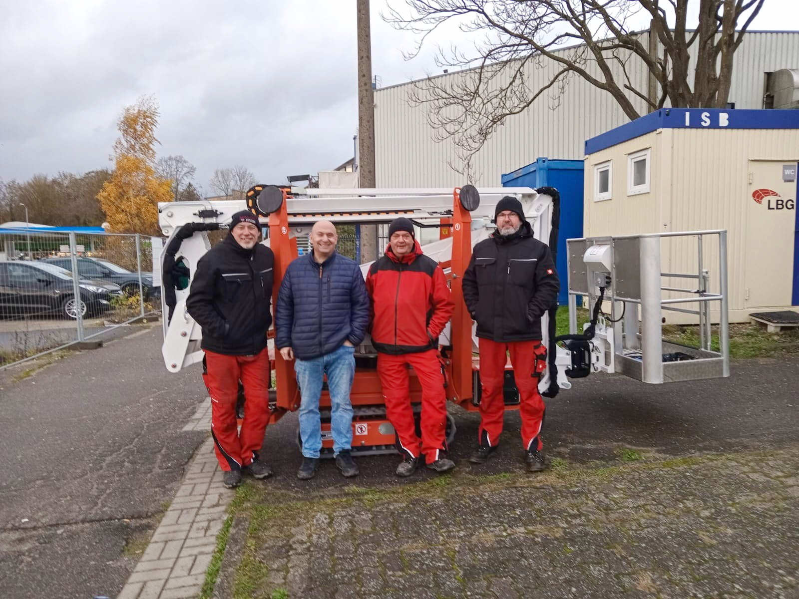 Lambrechtsgrund Betriebsgesellschaft mbH setzt auf EasyLift RA15