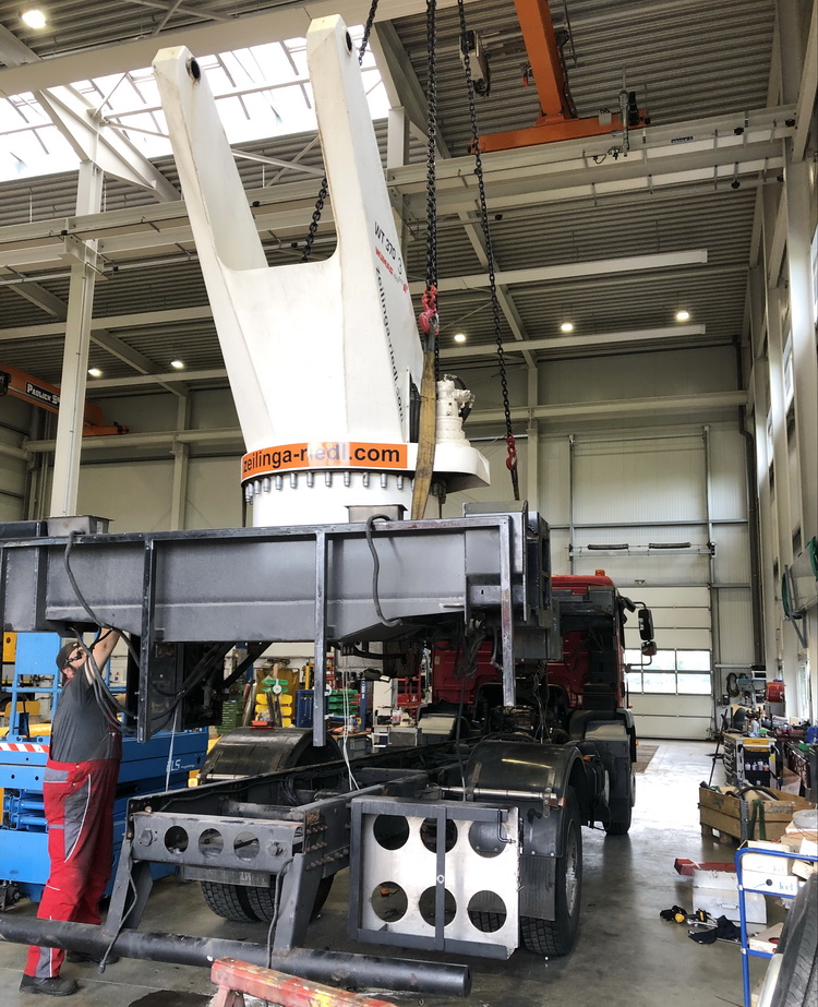 Kompetenz-Zentrum für Großgeräte-Instandsetzung & -Aufbereitung Rothlehner Arbeitsbühnen - Kompetenz-Zentrum für Großgeräte-Instandsetzung & -Aufbereitung