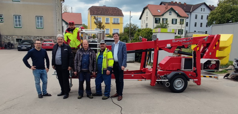 Rothlehner Arbeitsbühnen - Europelift TM13T geht nach Niederösterreich