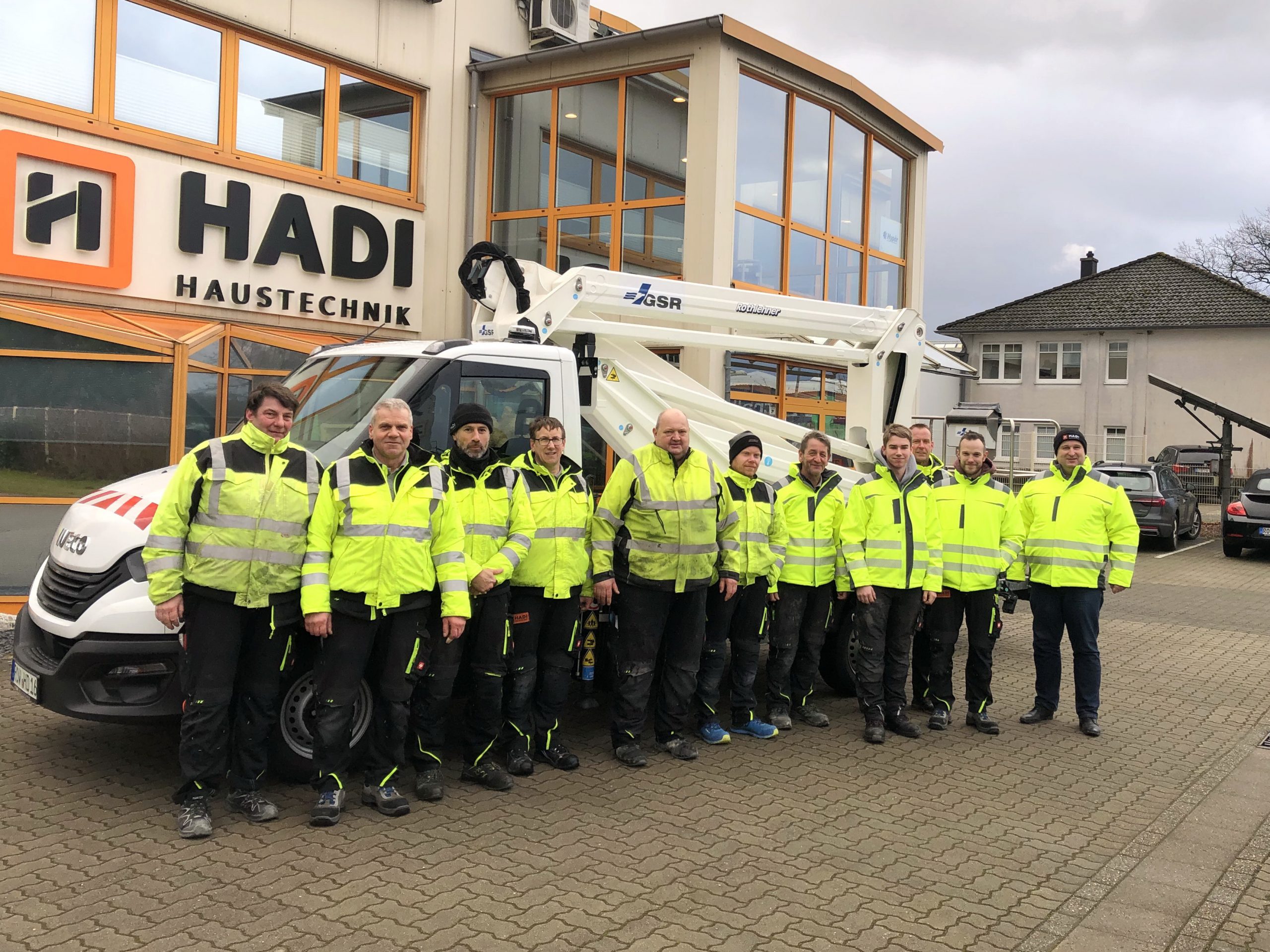 Hadi Haustechnik erhält LKW-Arbeitsbühne